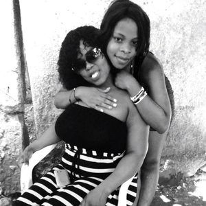 Meet your Posher, Sandia